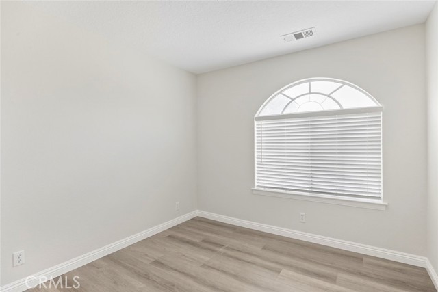 Detail Gallery Image 13 of 24 For 12431 Parkwood Pl, Victorville,  CA 92392 - 3 Beds | 2 Baths
