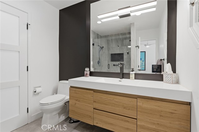 Image 25 of 55 For 5319 Penfield Avenue