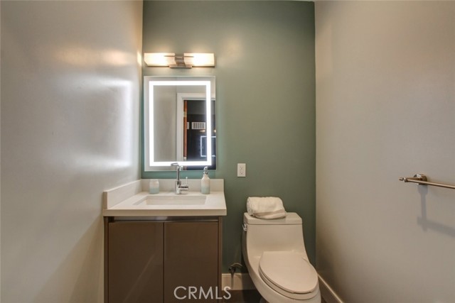 Detail Gallery Image 18 of 27 For 330 Salem #301,  Glendale,  CA 91203 - 2 Beds | 2/1 Baths