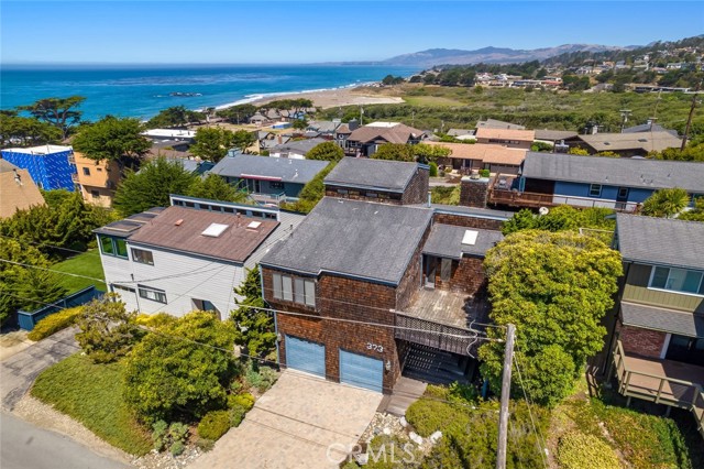 373 Bristol Street, Cambria CA: https://media.crmls.org/medias/add2ee7b-5944-48aa-8142-91db20554b8b.jpg