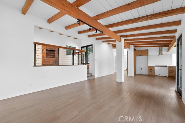 Detail Gallery Image 8 of 40 For 6324 Grape, Los Angeles,  CA 90068 - 4 Beds | 2 Baths