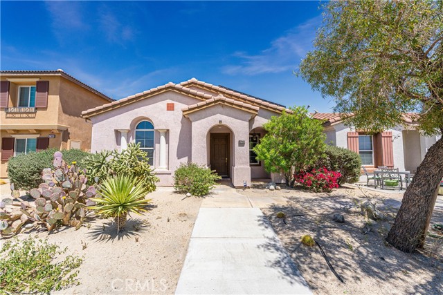 67960 Rio Vista Drive, Cathedral City CA: https://media.crmls.org/medias/add59cd7-6c92-4c6a-a99c-06fd4dcbb3e2.jpg