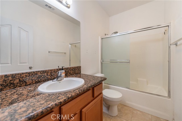 Detail Gallery Image 18 of 22 For 13637 Foster Ave #5,  Baldwin Park,  CA 91706 - 3 Beds | 3/1 Baths