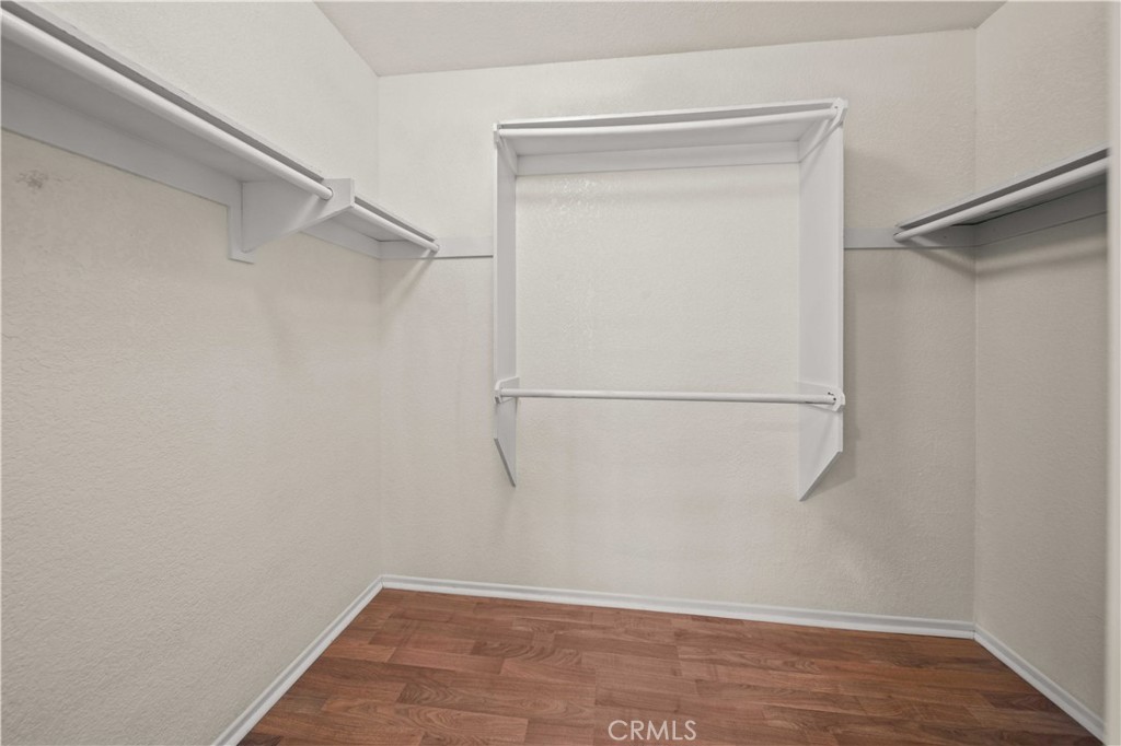 https://media.crmls.org/medias/add79f0a-6d17-4963-b969-93195de3e827.jpg?preset=X-Large