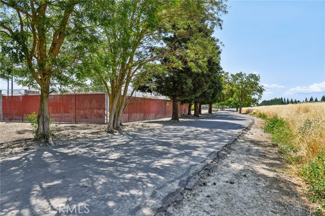 Image 69 of 75 For 1900 Danbrook Drive 521