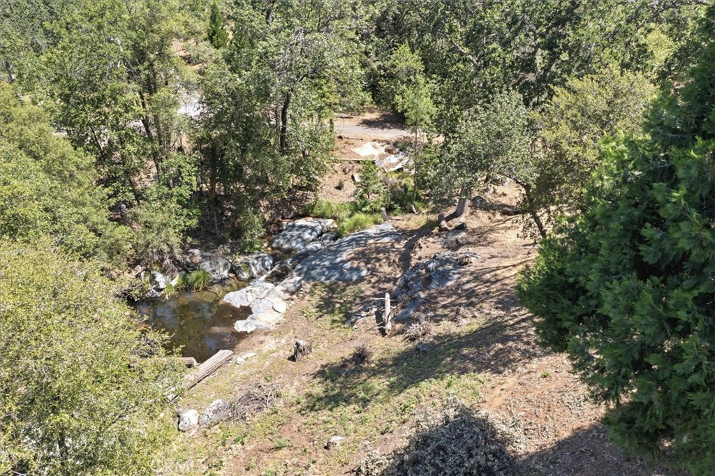 https://media.crmls.org/medias/adda7e58-430d-43a1-a304-30e8b2d1a2e9.jpg?preset=X-Large