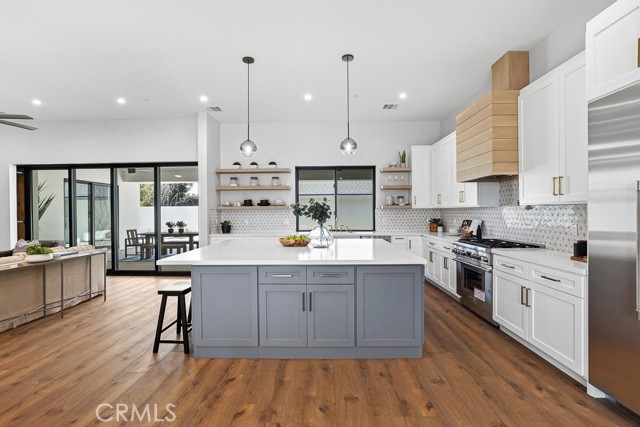 Detail Gallery Image 11 of 50 For 11221 Davenport Rd, Rossmoor,  CA 90720 - 5 Beds | 6 Baths