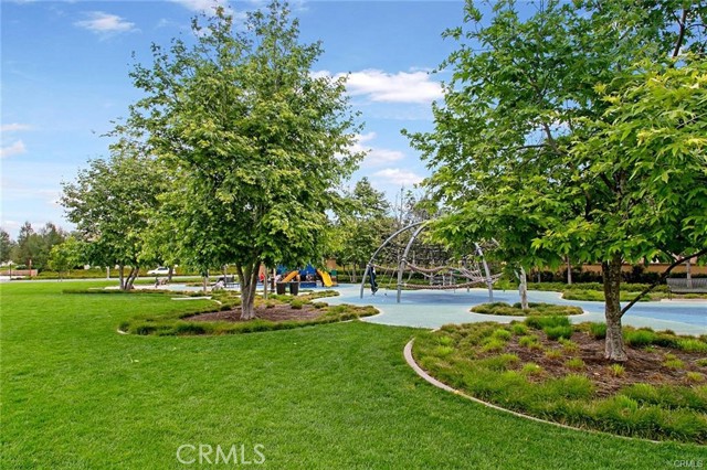 38 Larkfield, Irvine CA: https://media.crmls.org/medias/addad18f-cd4c-4ef8-98be-9c52b6061c04.jpg