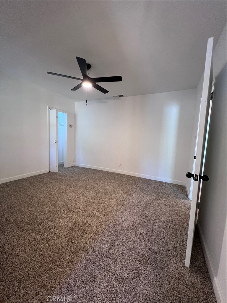 https://media.crmls.org/medias/addb9d75-80d5-4439-9f60-4a57a0a1cfc5.jpg?preset=X-Large