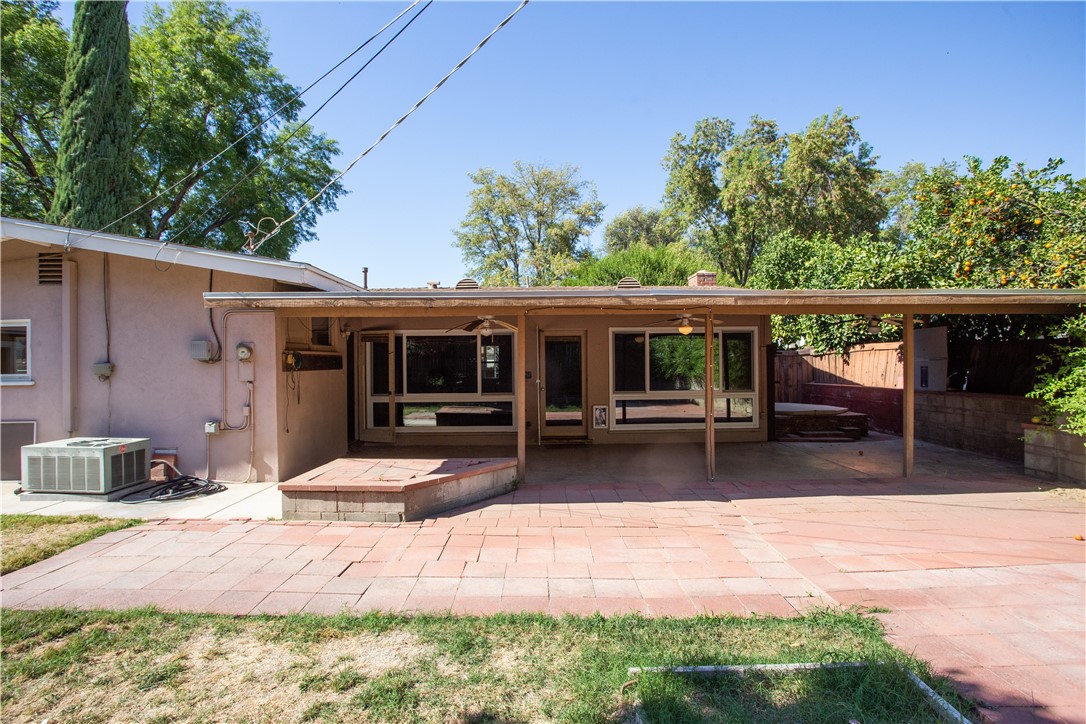 Image 2 for 2872 Laramie Rd, Riverside, CA 92506