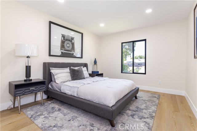 20611 Devonshire Street, Chatsworth CA: https://media.crmls.org/medias/addc1bb0-195f-46ae-b5b0-7787de122af7.jpg
