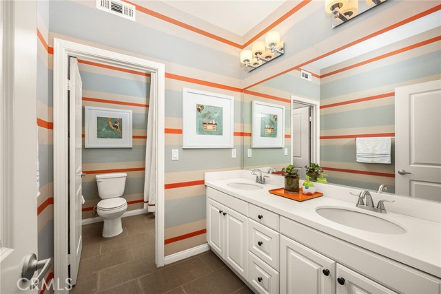 Detail Gallery Image 24 of 62 For 620 E Mandevilla Way, Azusa,  CA 91702 - 3 Beds | 3 Baths