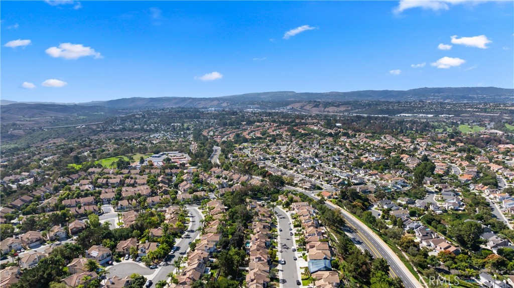 MLS #OC25233872 image #43