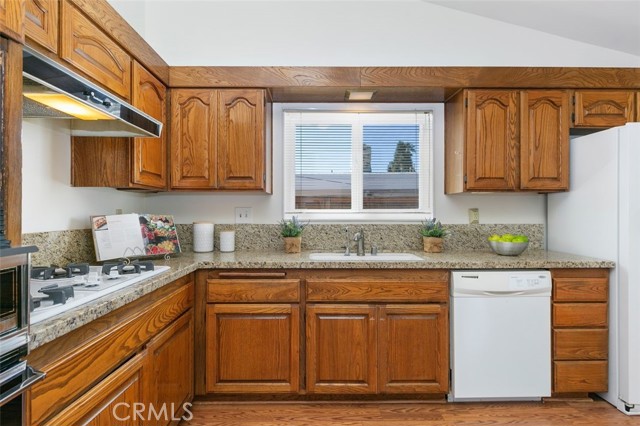 7008 Willowtree Drive, Rancho Palos Verdes, California 90275, 3 Bedrooms Bedrooms, ,1 BathroomBathrooms,Residential,Sold,Willowtree,PV22203496