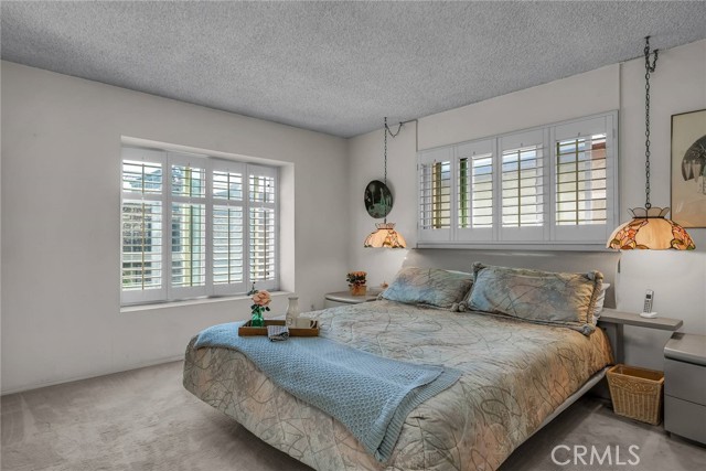 641 13th Street, Manhattan Beach, California 90266, 4 Bedrooms Bedrooms, ,1 BathroomBathrooms,Residential,Sold,13th,SB22214141