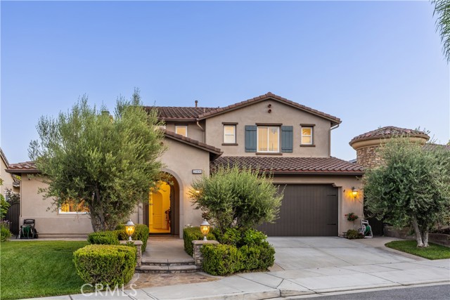 Detail Gallery Image 2 of 54 For 20100 Livorno Ln, Yorba Linda,  CA 92886 - 4 Beds | 3/1 Baths