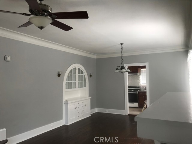 254 E Glenarm Street, Pasadena CA: https://media.crmls.org/medias/addfdd62-b41b-4671-b863-cd57a2c14053.jpg