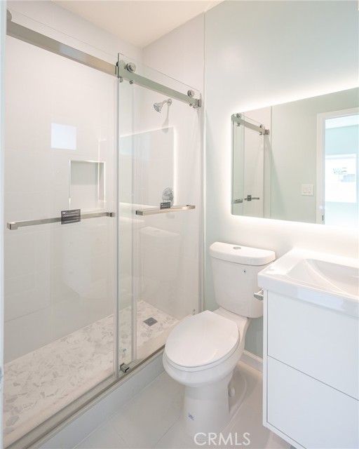 2451 Graydon Avenue, Monrovia CA: https://media.crmls.org/medias/ade22d7e-8902-46f2-80f1-6d601d1f036b.jpg