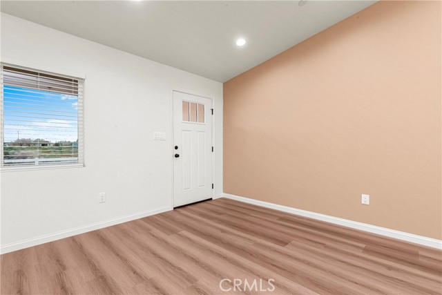 Detail Gallery Image 9 of 25 For 8225 Peach Ave, California City,  CA 93505 - 3 Beds | 4 Baths