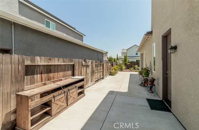 Detail Gallery Image 51 of 53 For 1523 N Ryan Ave, Clovis,  CA 93619 - 5 Beds | 4 Baths