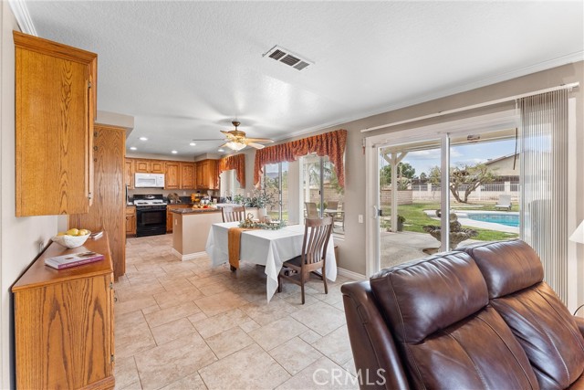 Detail Gallery Image 17 of 61 For 2322 Morgan Drive, Norco,  CA 92860 - 4 Beds | 3 Baths