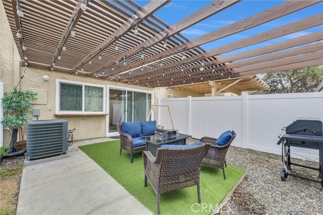 Detail Gallery Image 23 of 36 For 15970 Hyde Ct, Fountain Valley,  CA 92708 - 2 Beds | 1/1 Baths