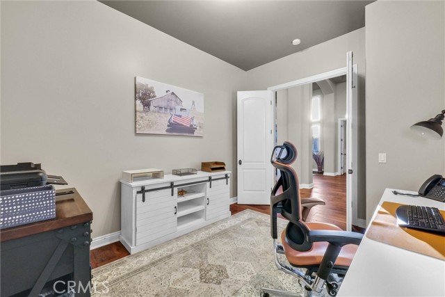 Image 41 of 75 For 2480 Oak Avenue