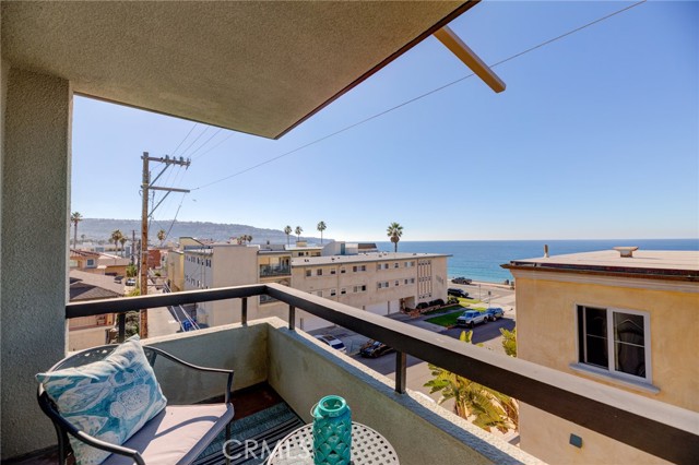 1007 Catalina Avenue, Redondo Beach, California 90277, 2 Bedrooms Bedrooms, ,1 BathroomBathrooms,Residential,Sold,Catalina,PV23000080