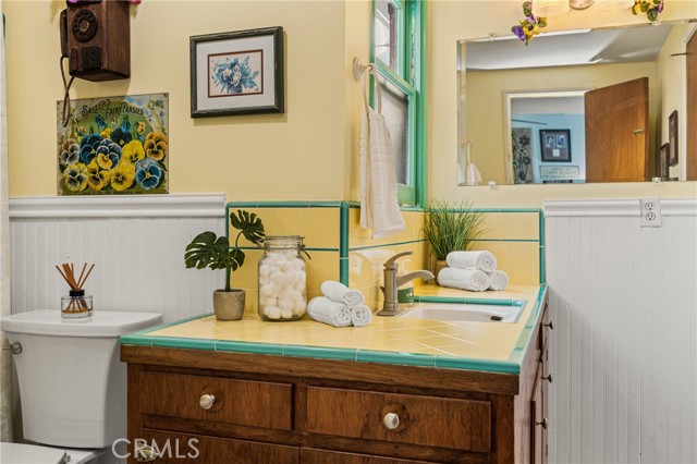 273 N Cleveland Street, Orange CA: https://media.crmls.org/medias/ade6f229-31c7-46f2-beac-305d0cc2ee52.jpg