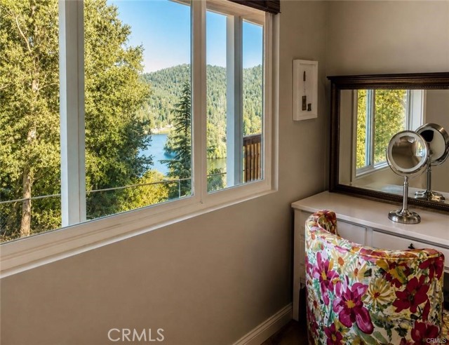 24340 Wabern, Crestline, CA 92325