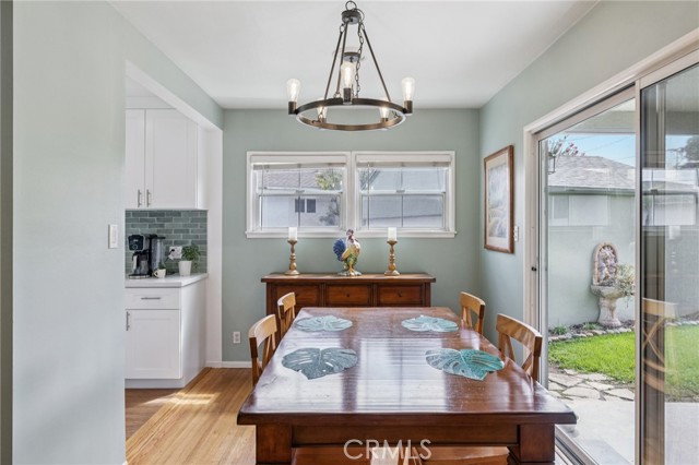 Detail Gallery Image 15 of 58 For 17006 Cantara St, Lake Balboa,  CA 91406 - 3 Beds | 2 Baths