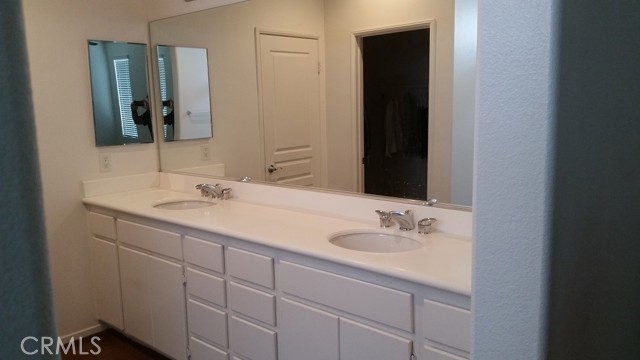 Detail Gallery Image 5 of 6 For 255 Firestone, Hemet,  CA 92545 - 2 Beds | 2 Baths