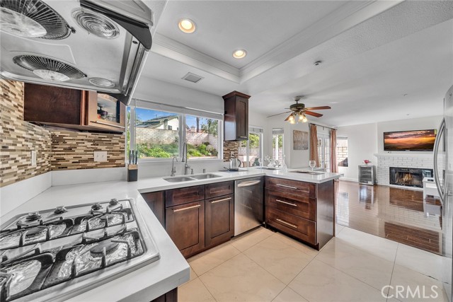 Detail Gallery Image 18 of 69 For 7863 Iroquois, Fontana,  CA 92336 - 4 Beds | 2/1 Baths