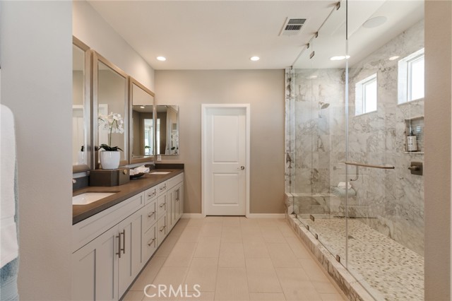 Detail Gallery Image 30 of 75 For 18108 Esker Ln, Canyon Country,  CA 91350 - 5 Beds | 3 Baths