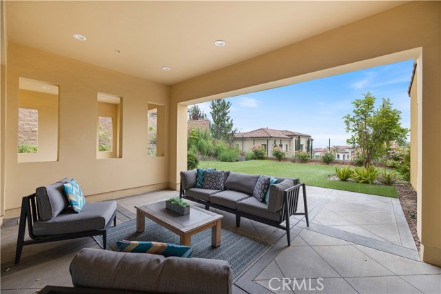 Detail Gallery Image 34 of 45 For 11516 Manchester Way, Porter Ranch,  CA 91326 - 6 Beds | 5/2 Baths