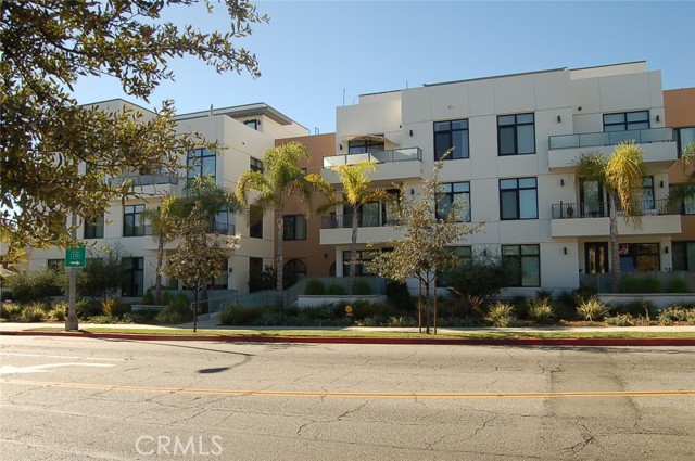 Detail Gallery Image 1 of 38 For 399 E Del Mar Bld #117,  Pasadena,  CA 91101 - 2 Beds | 2 Baths