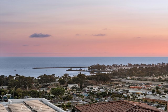 Detail Gallery Image 2 of 38 For 26304 Paseo Horizonte, San Juan Capistrano,  CA 92675 - 5 Beds | 4/1 Baths