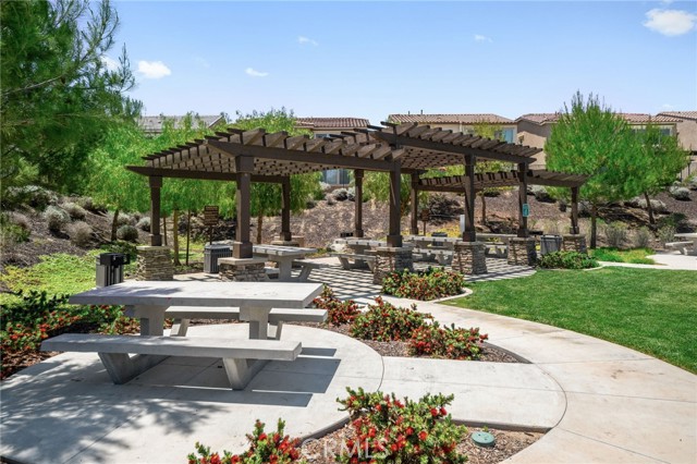 24206 Dandelion Court, Lake Elsinore CA: https://media.crmls.org/medias/adeaa0d2-7c7b-4cdb-891f-0f61a142dc95.jpg