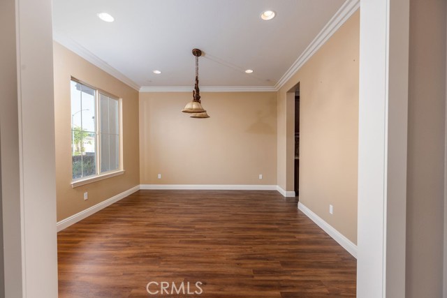 Detail Gallery Image 7 of 28 For 27877 Ladoga, Menifee,  CA 92585 - 5 Beds | 3/1 Baths