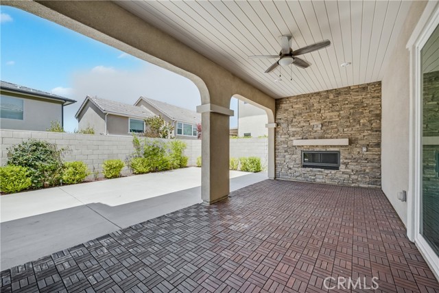 54 Sagan Way, Irvine CA: https://media.crmls.org/medias/aded1046-c2d5-4b73-ab83-a957d45930b6.jpg