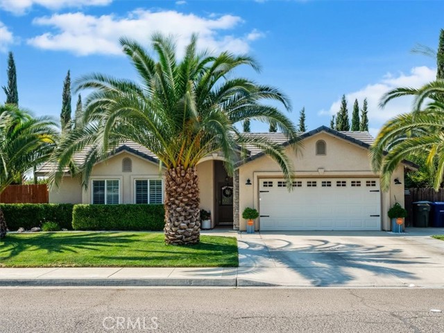 104 W Mariposa Street, Avenal CA: https://media.crmls.org/medias/aded730c-47a7-46d6-8dc9-f50adceaad4c.jpg