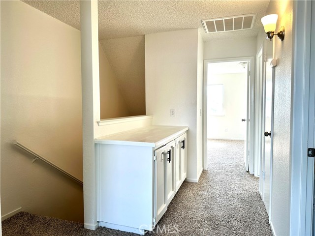 Detail Gallery Image 16 of 21 For 2511 N Knoll Ave, Fresno,  CA 93722 - 3 Beds | 2/1 Baths