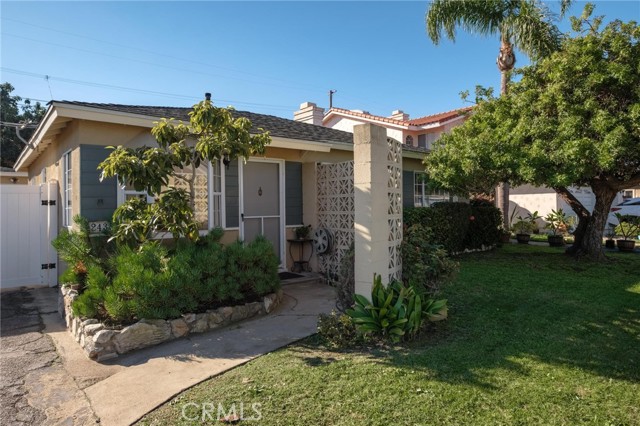 Detail Gallery Image 3 of 49 For 2432 W 237th Pl, Torrance,  CA 90501 - 3 Beds | 1 Baths