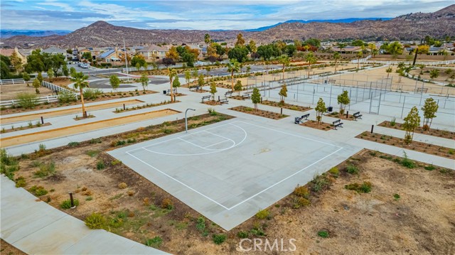 Detail Gallery Image 70 of 74 For 275 Mahogany St, Hemet,  CA 92543 - 4 Beds | 3/1 Baths