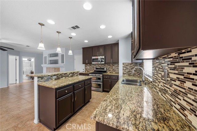 Detail Gallery Image 10 of 32 For 23405 Cheyenne Canyon Dr, Menifee,  CA 92587 - 4 Beds | 3 Baths