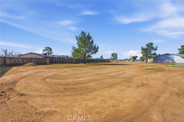 Detail Gallery Image 37 of 44 For 22267 Gayhead, Apple Valley,  CA 92307 - 3 Beds | 2 Baths