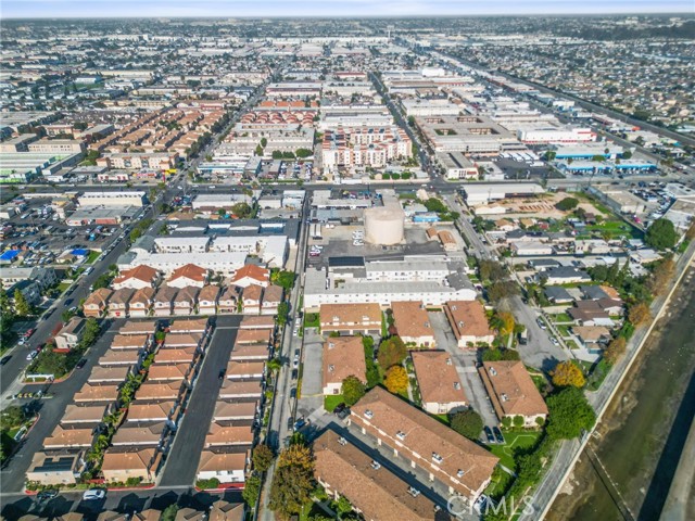 Detail Gallery Image 26 of 27 For 14429 Chardon Ave #41,  Hawthorne,  CA 90250 - 3 Beds | 1/1 Baths