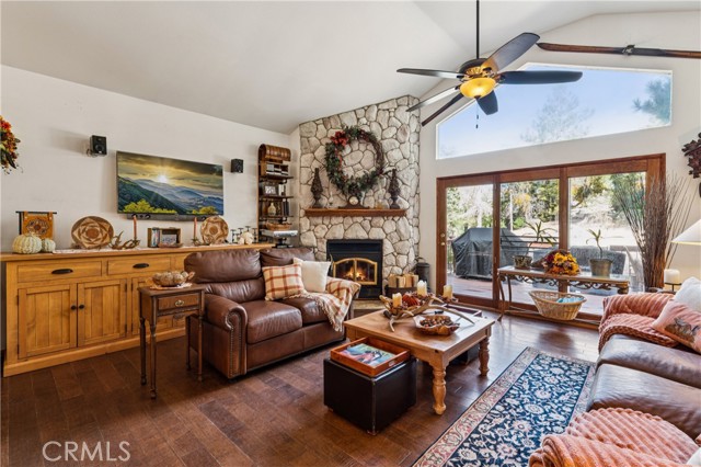 32360 Pine Manor Lane, Running Springs, CA 92382