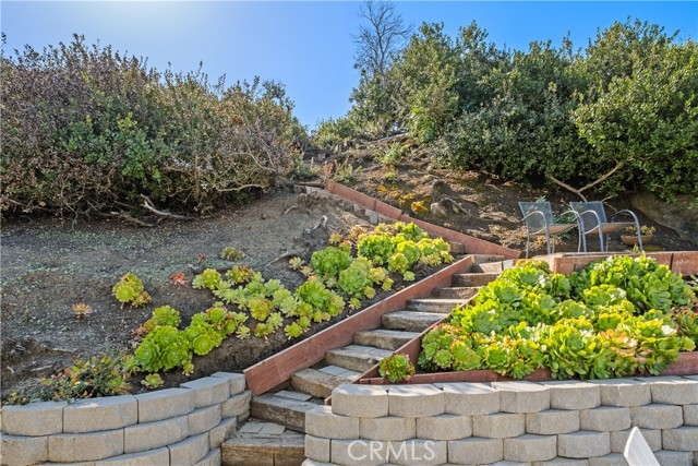 Detail Gallery Image 32 of 40 For 901 Summit Dr, Laguna Beach,  CA 92651 - 4 Beds | 3 Baths