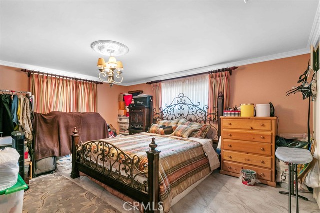Detail Gallery Image 26 of 38 For 2741 E Glenoaks Bld, Glendale,  CA 91206 - 3 Beds | 2 Baths
